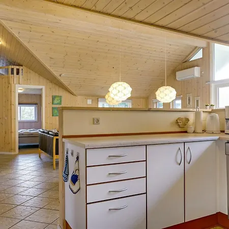 Tyki - 12km From The Sea By Interhome
