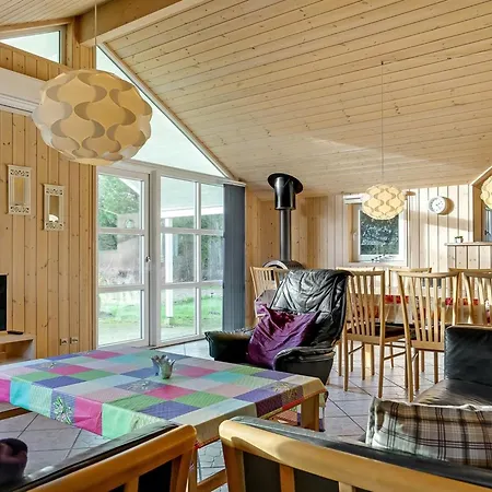 Tyki - 12km From The Sea By Interhome Tatil Evi