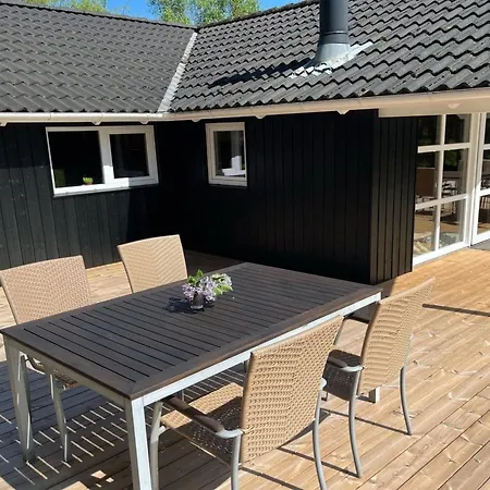 Tyki - 12km From The Sea By Interhome *